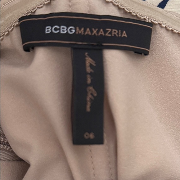 BCBG MAXAZRIA  One Shoulder Bridal Wedding  Dress SIZE 6 Taupe - Picture 10 of 13